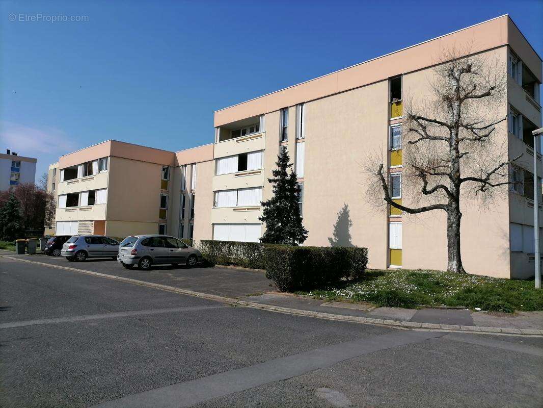 Appartement à LONGUEIL-ANNEL
