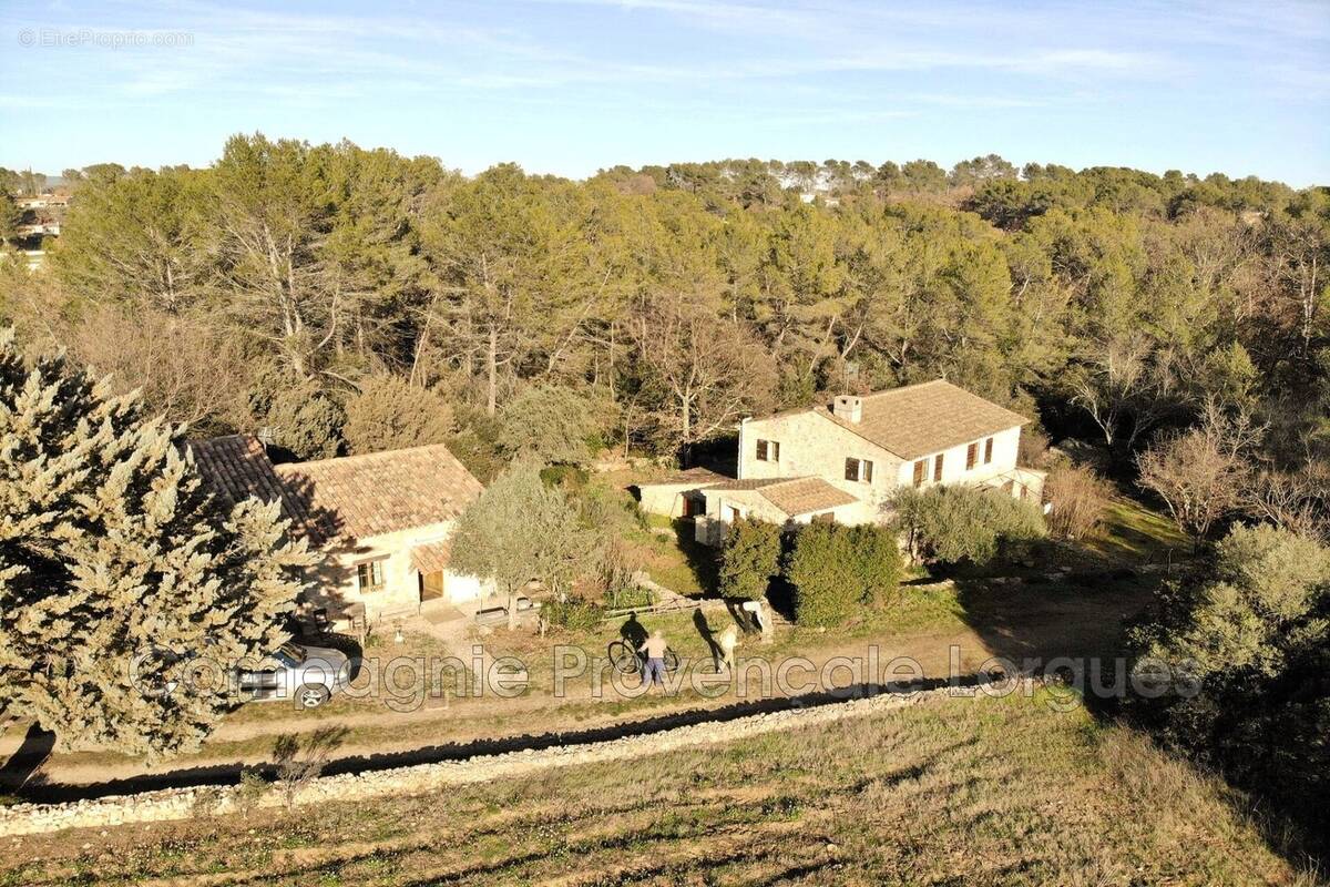 Maison à LORGUES