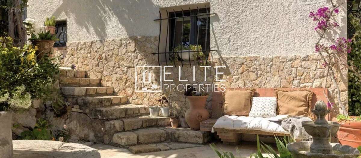 Maison à ANTIBES