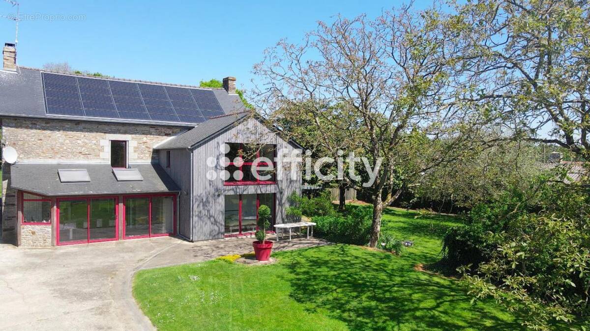 Maison à VAL-D&#039;IZE