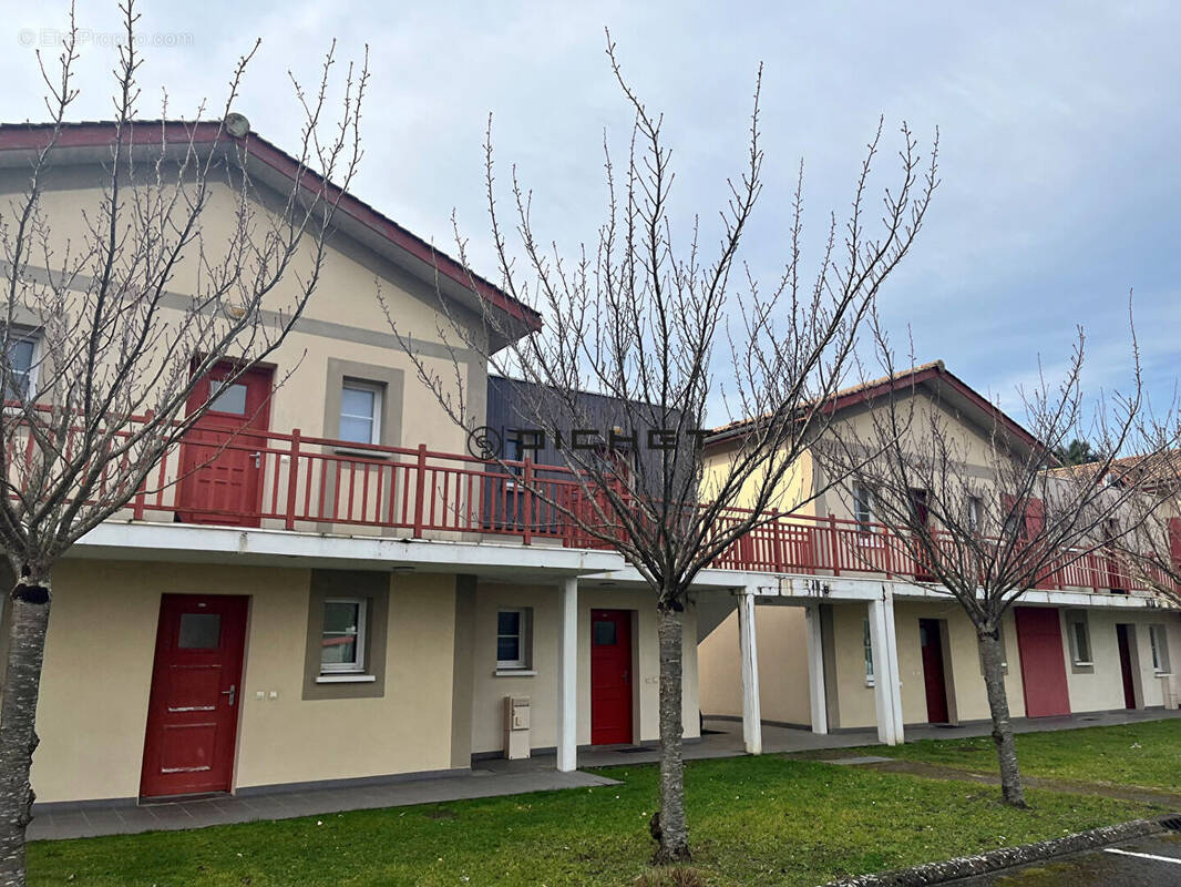 Appartement à ARES
