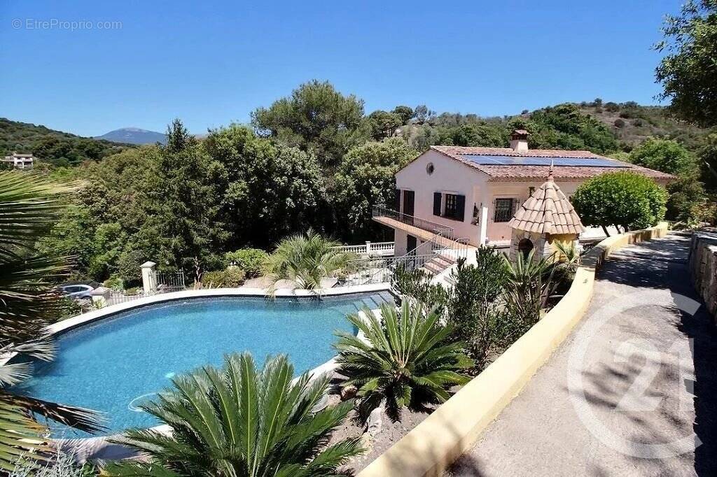 Maison à BIOT