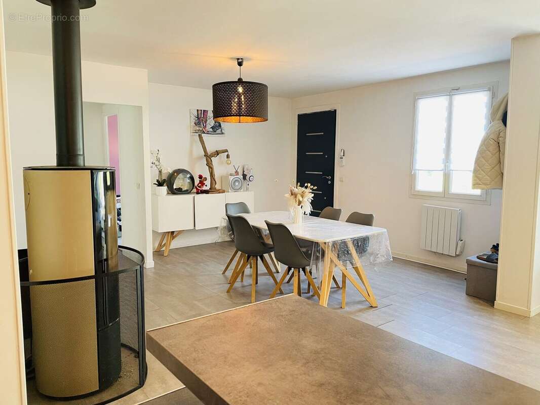 Maison à CORME-ECLUSE