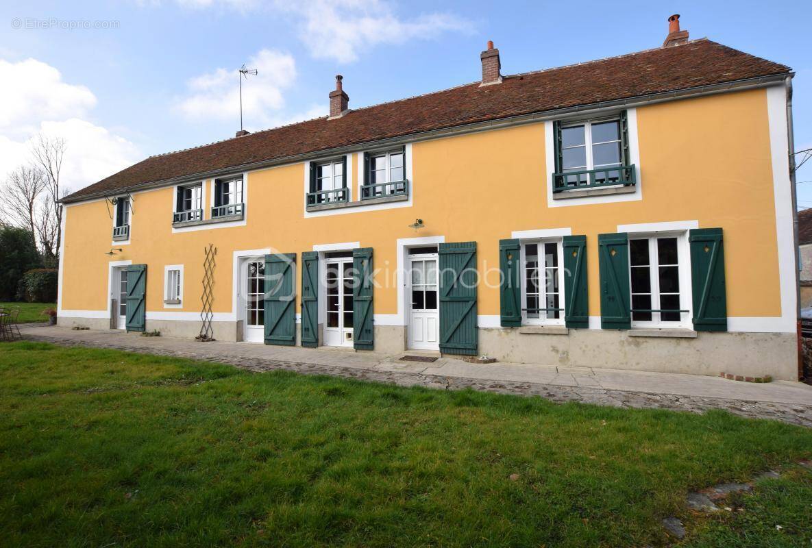 Maison à BAILLY-ROMAINVILLIERS