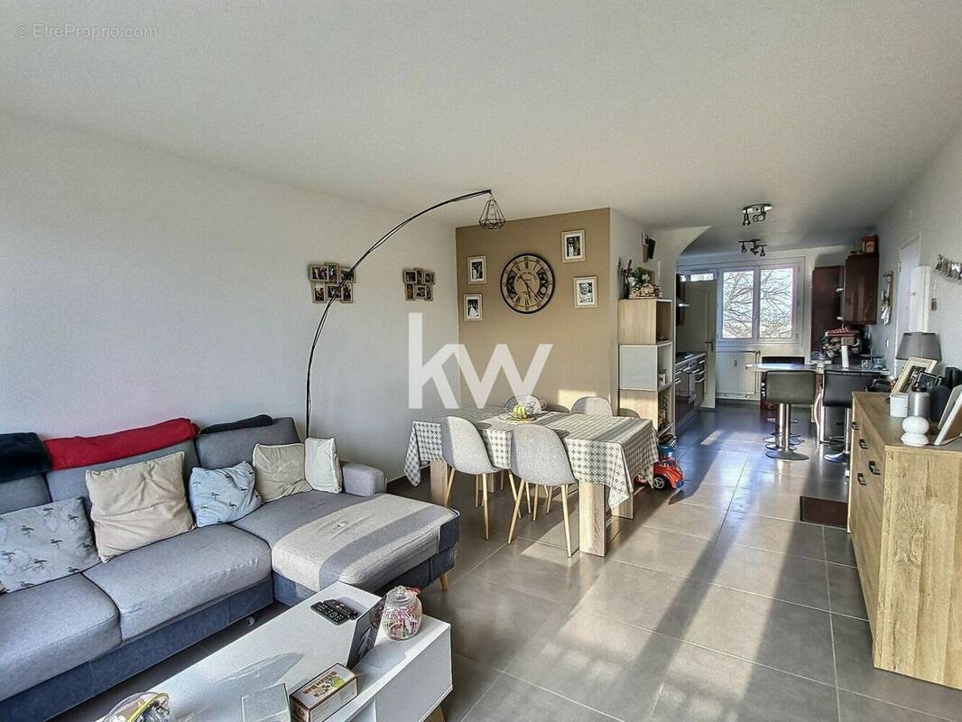 Appartement à EGLY