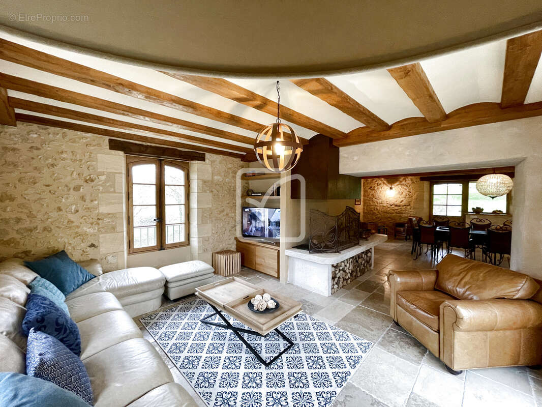 Maison à BEAUMONT-DU-PERIGORD