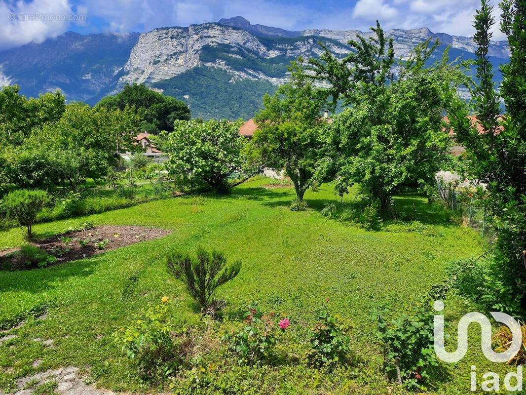Photo 1 - Maison à VARCES-ALLIERES-ET-RISSET