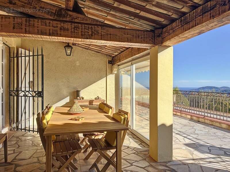Maison à FREJUS