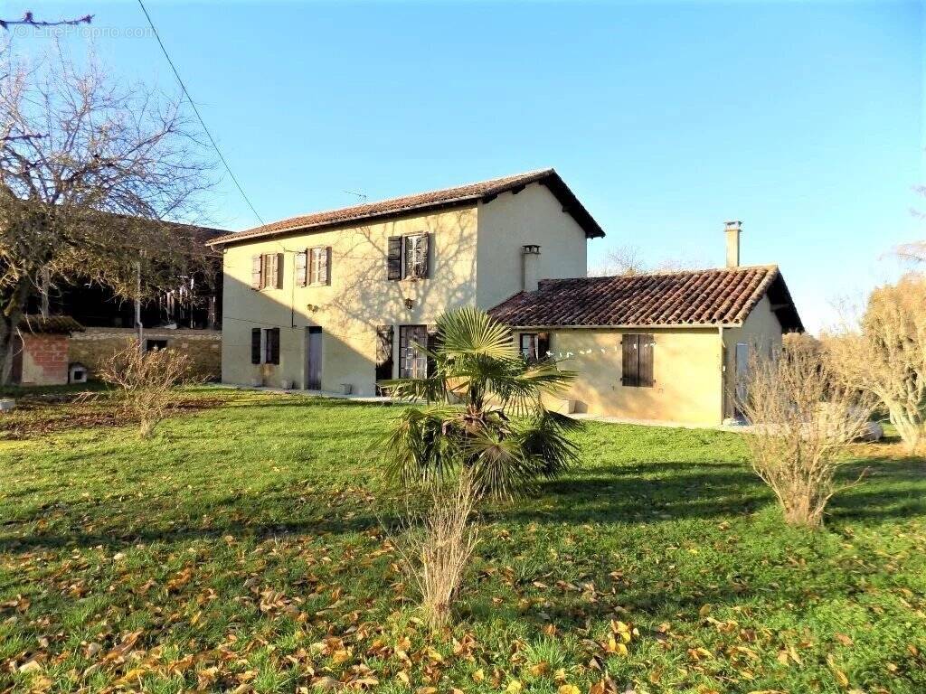 Maison à BARRAN