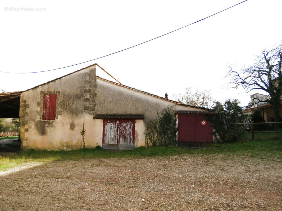 Maison à PORTETS