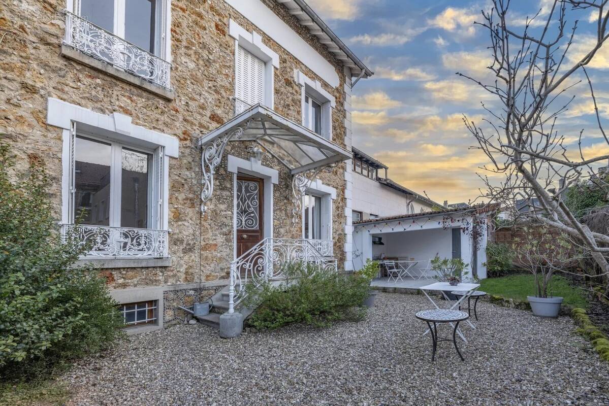 Maison à VIROFLAY