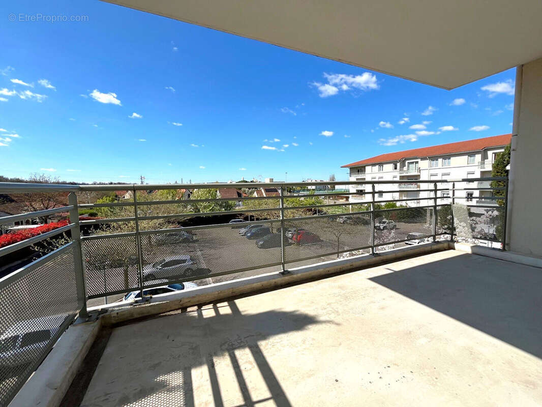 Appartement à LA VERPILLIERE