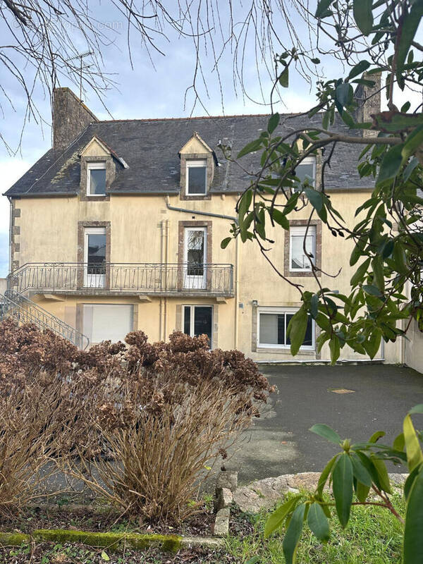 Maison à ERGUE-GABERIC