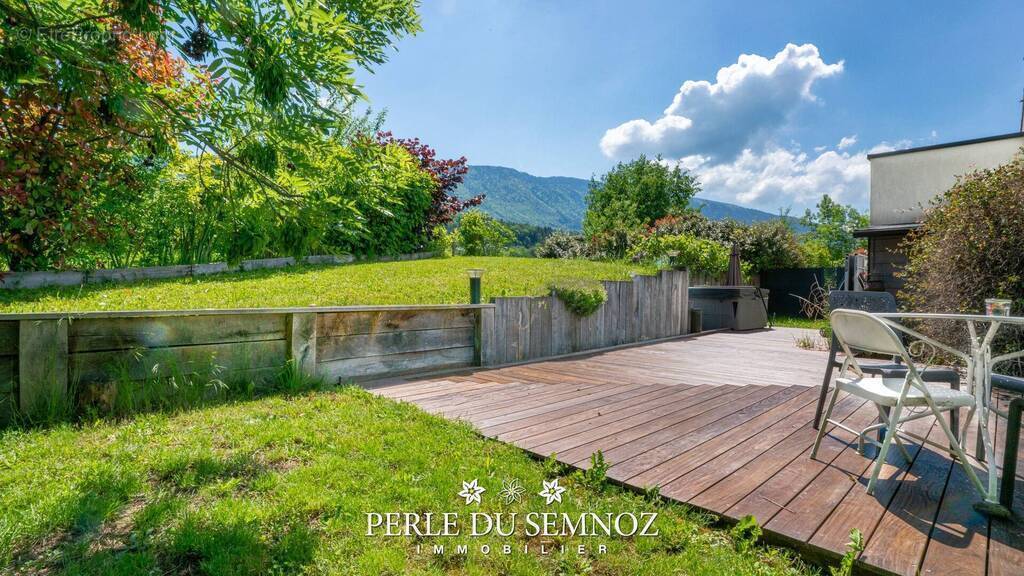 Appartement à SEYNOD