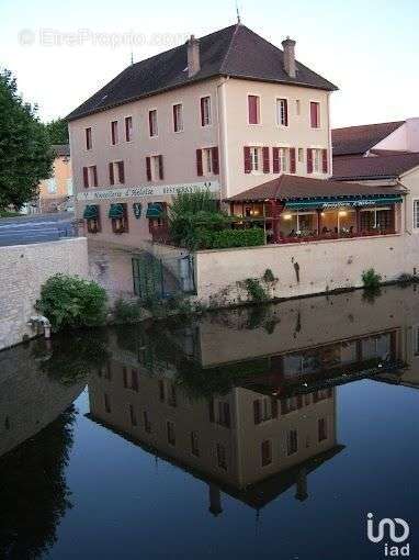 Photo 2 - Commerce à CLUNY