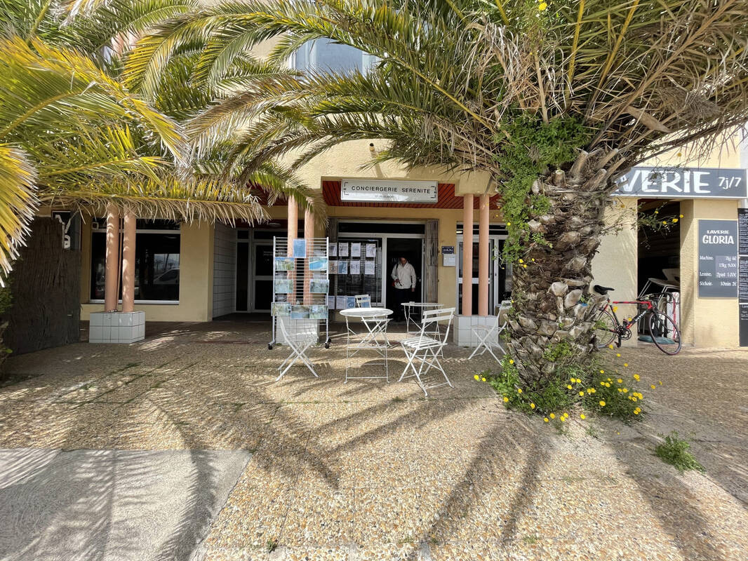 Commerce à SAINT-CYPRIEN
