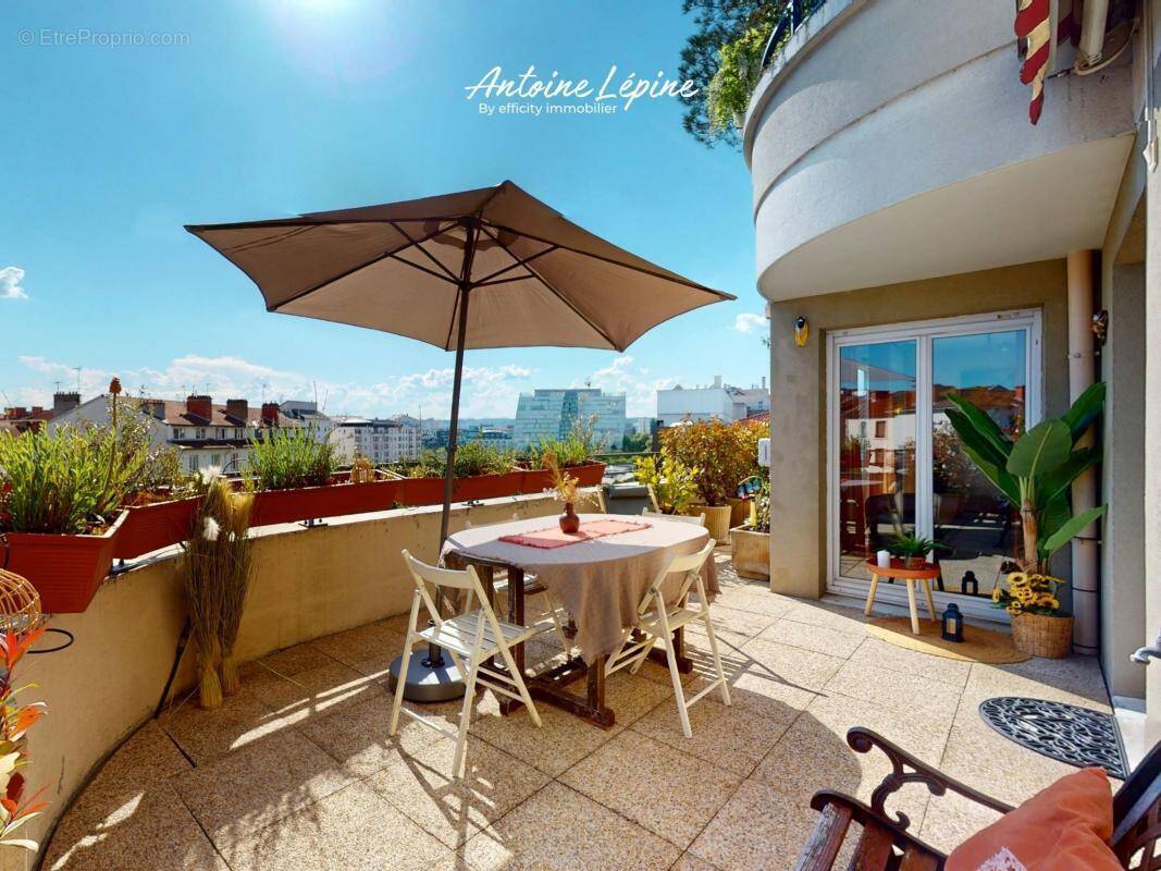 Appartement à LYON-3E