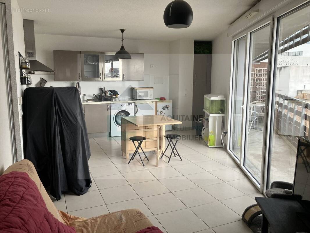 Appartement à BORDEAUX