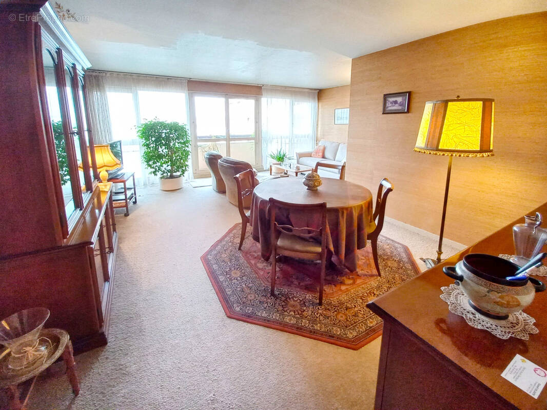 Appartement à CHOISY-LE-ROI