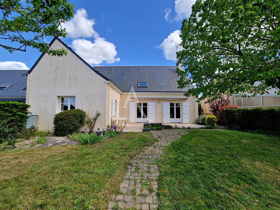 Maison à SAINT-BARTHELEMY-D&#039;ANJOU