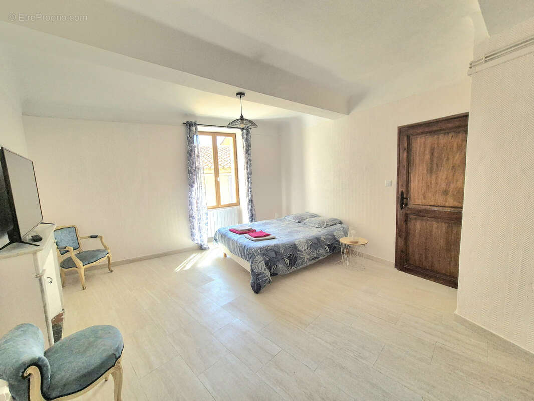 Appartement à HYERES