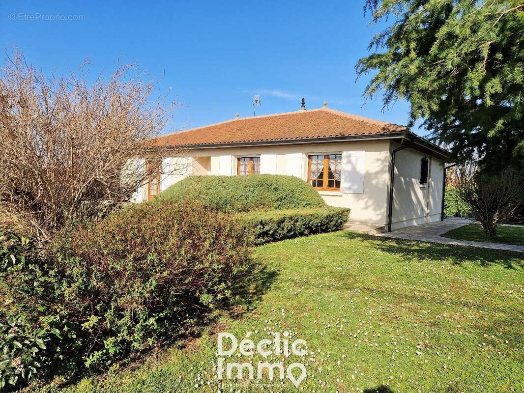 Maison à TOUVRE