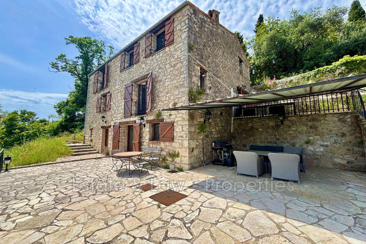 Maison à CALLIAN