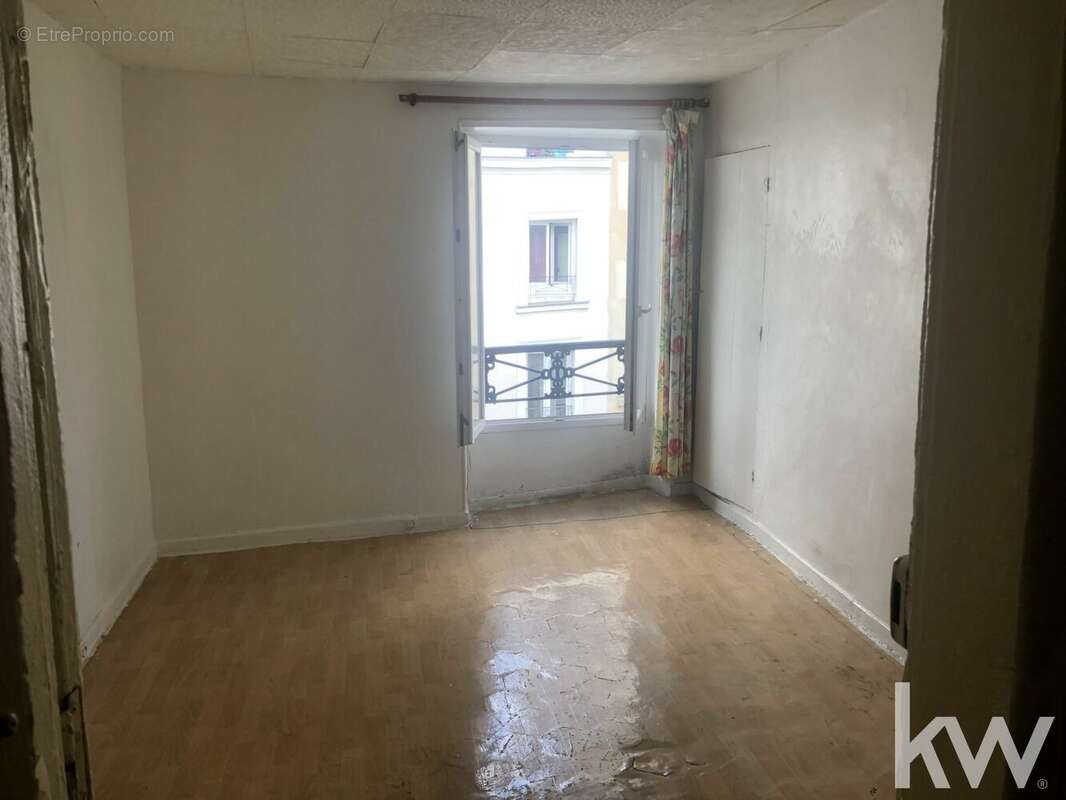 Appartement à PARIS-10E