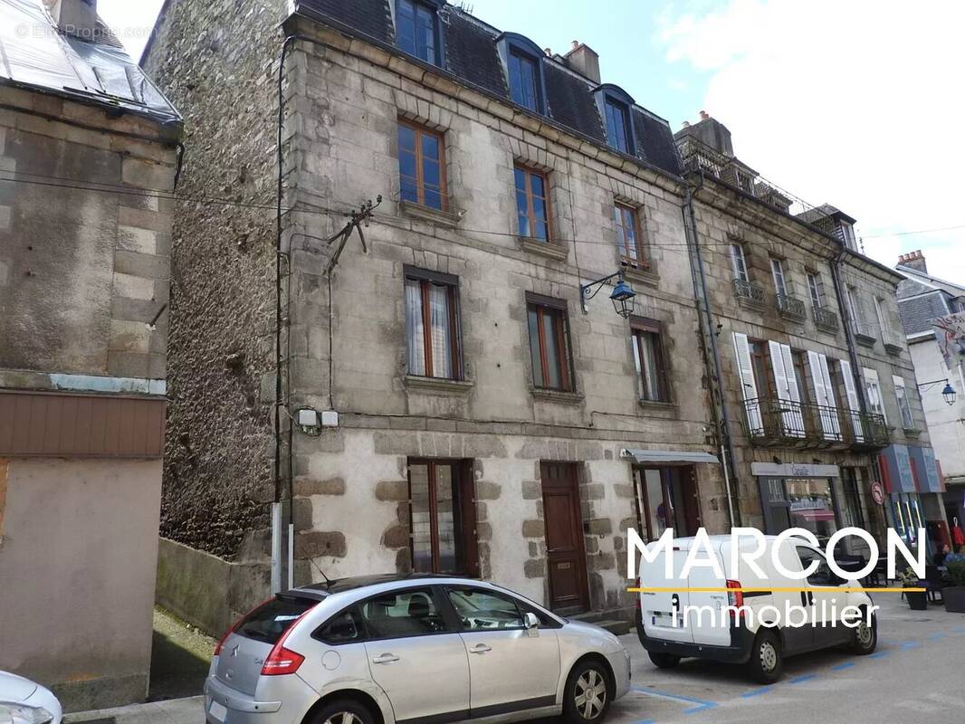 Maison à AUBUSSON