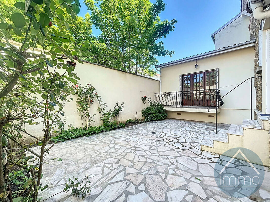 Maison à ASNIERES-SUR-SEINE