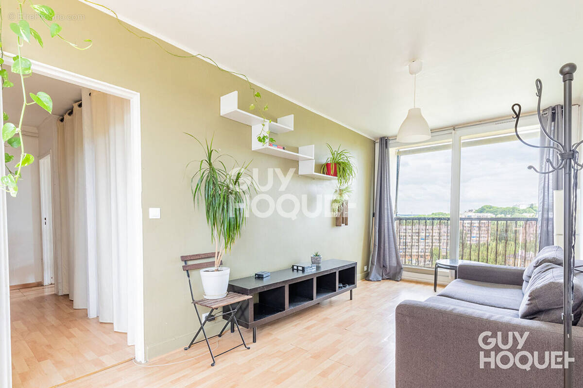 Appartement à SAVIGNY-SUR-ORGE