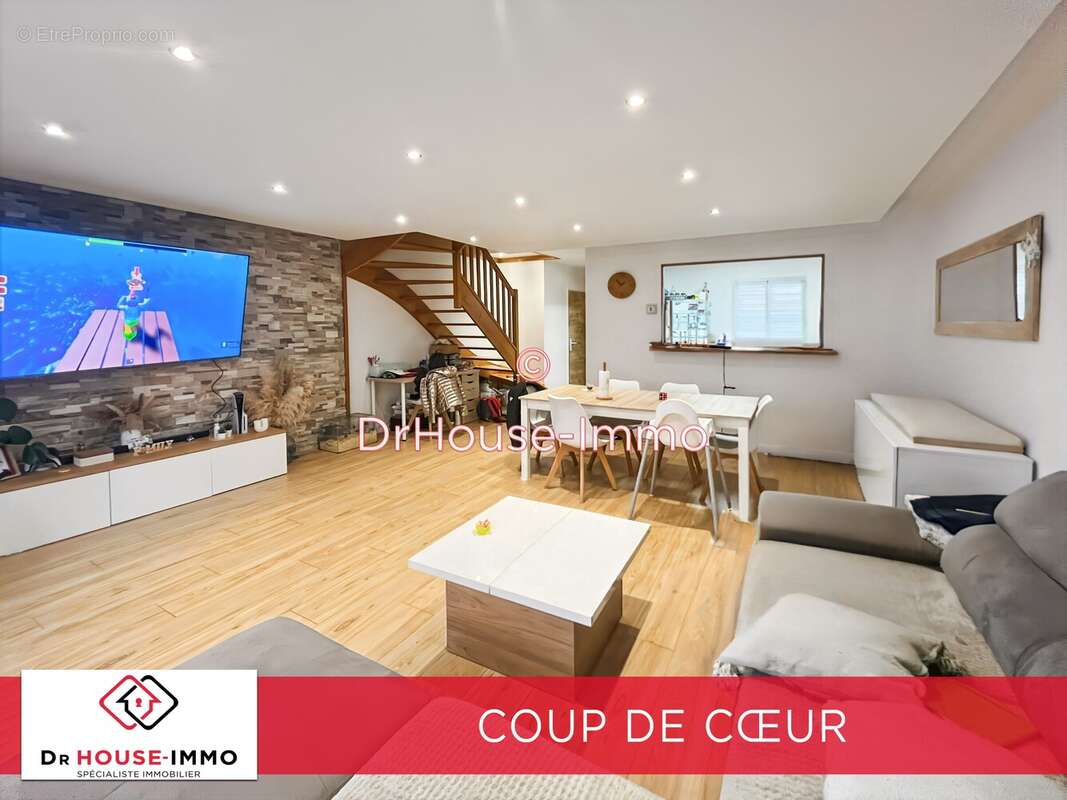 Maison à ROISSY-EN-BRIE
