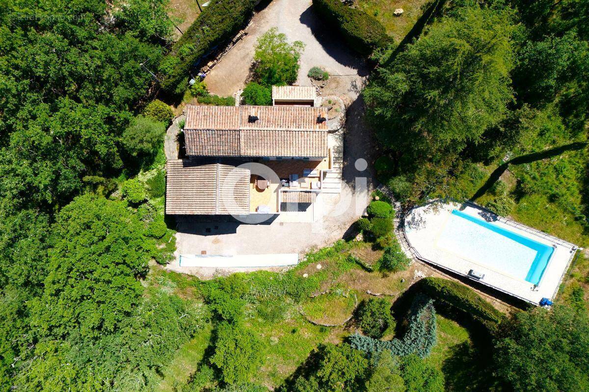 Maison à SAINT-PAUL-EN-FORET