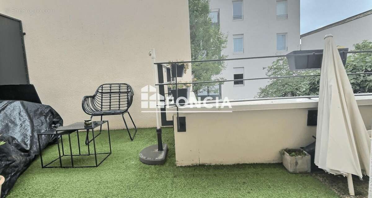 Appartement à LYON-9E