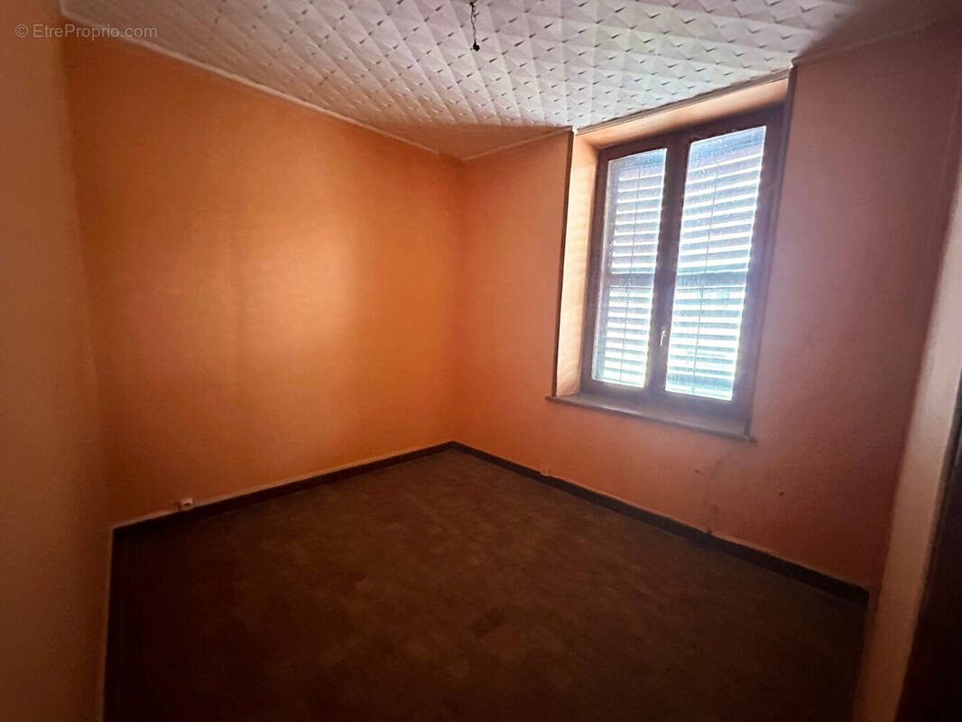 Maison à BAINS-LES-BAINS