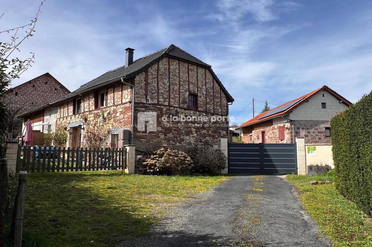 Maison à CUBLAC