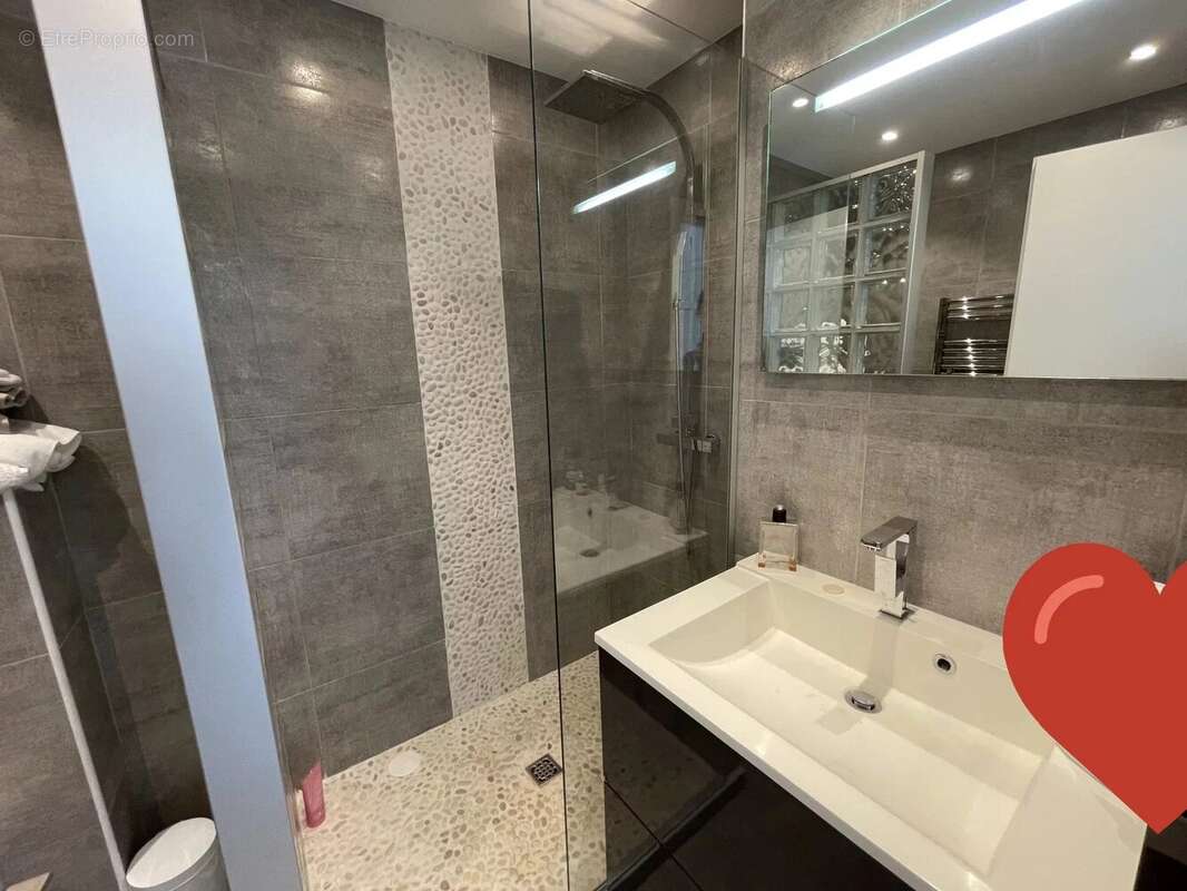 Appartement à SAINT-RAPHAEL