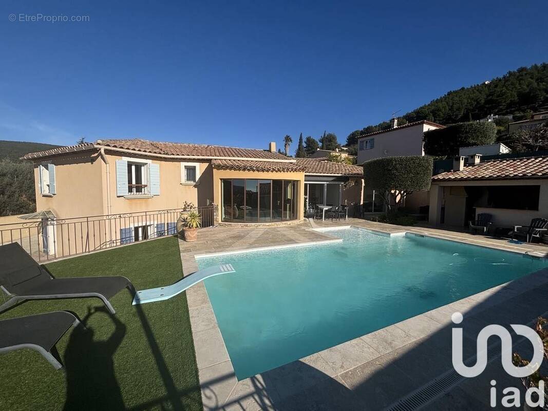 Photo 1 - Maison à CEYRESTE