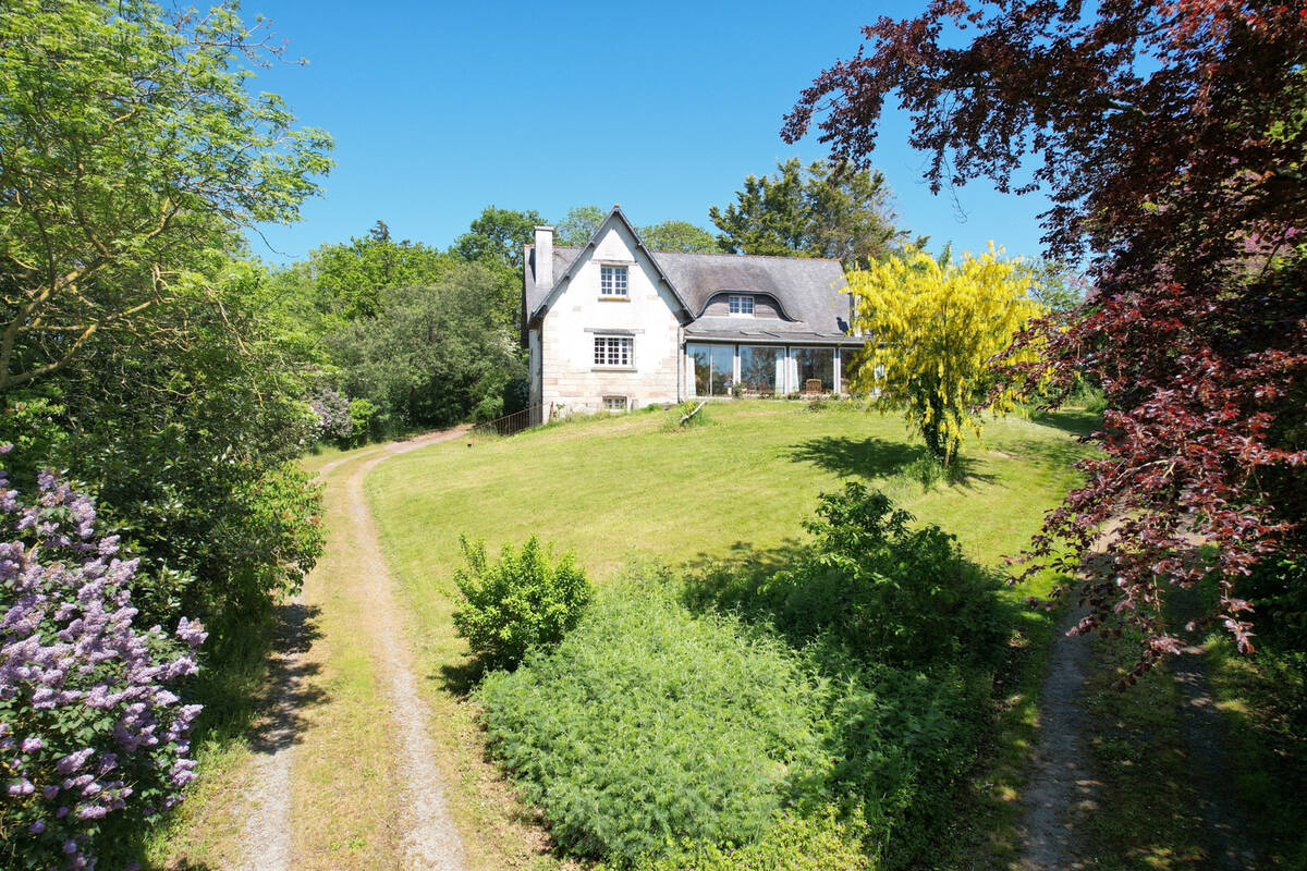 Maison à CREHEN
