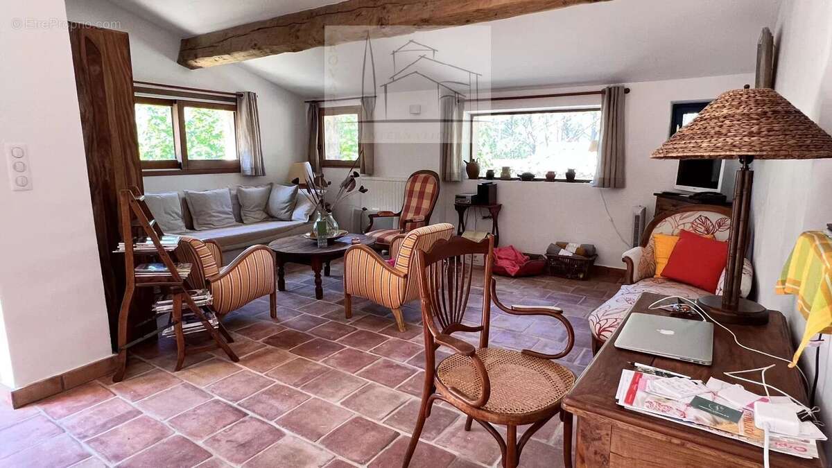 Maison à FAYENCE
