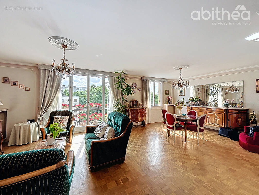 Appartement à CHOISY-LE-ROI