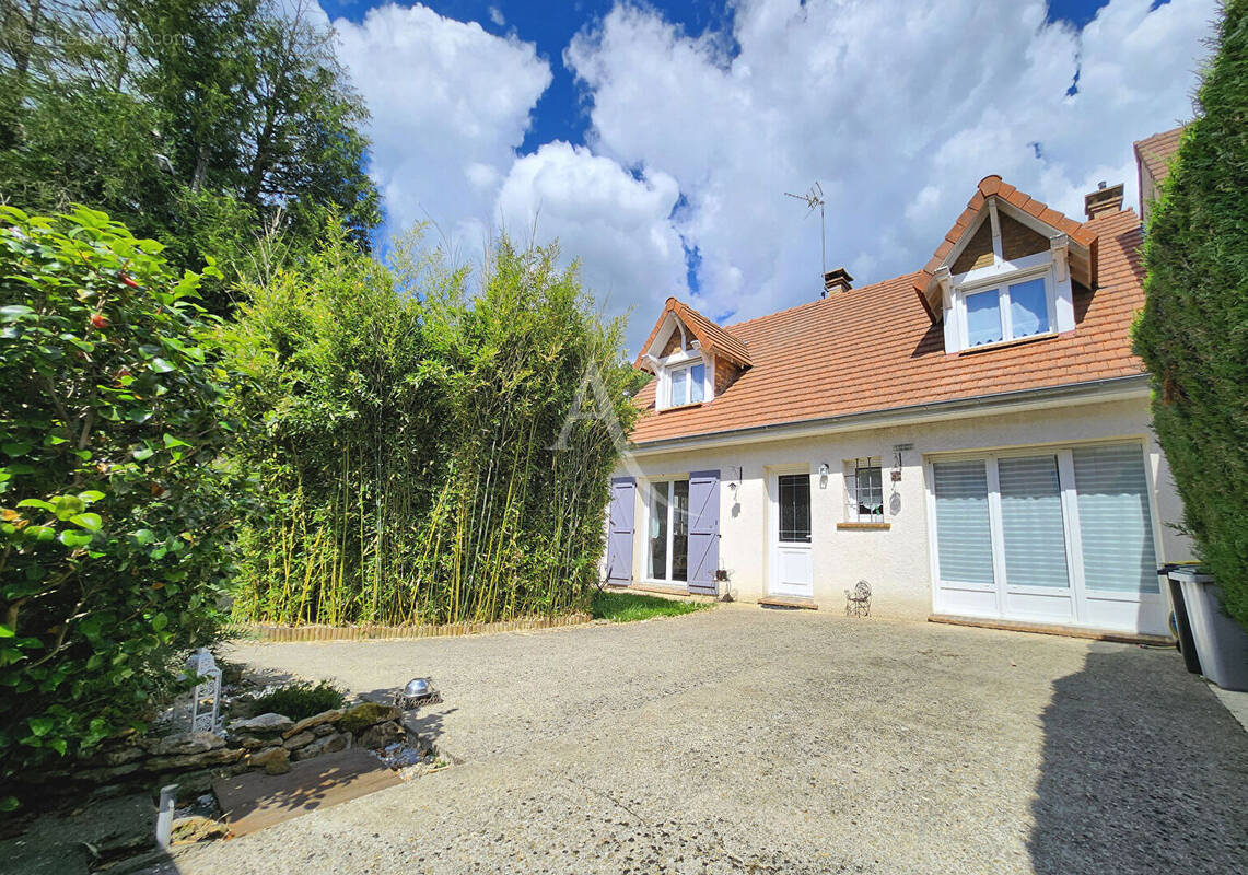 Maison à DOURDAN