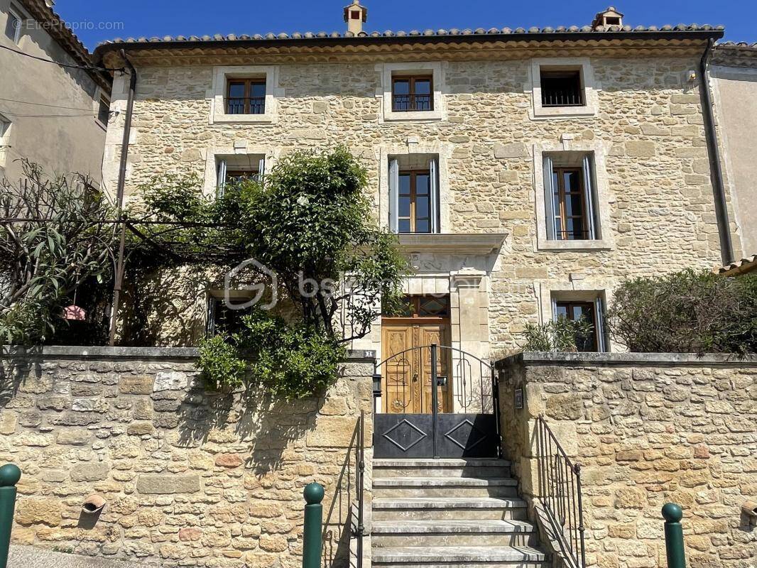 Maison à SERNHAC