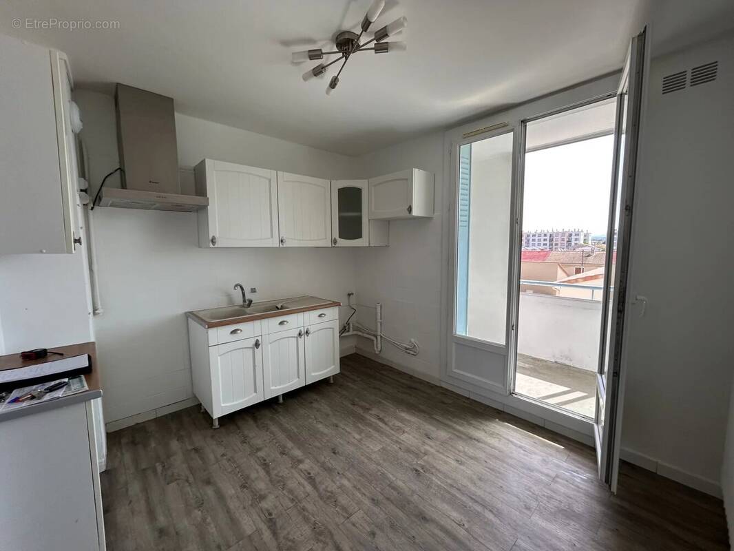 Appartement à MONTELIMAR