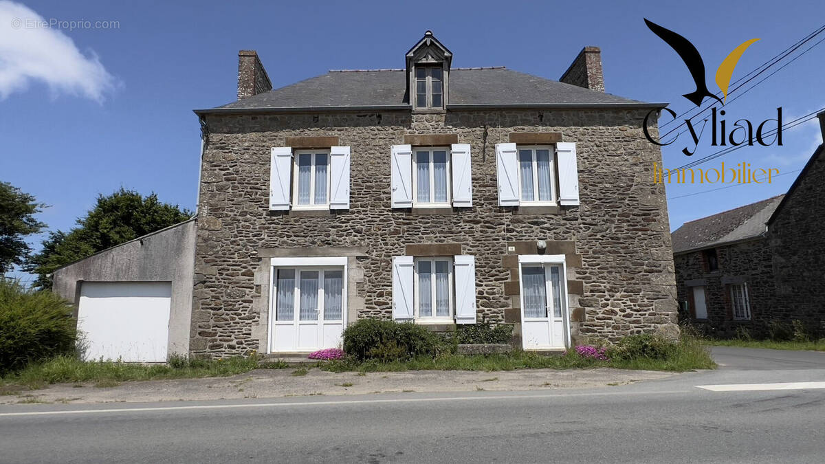 Maison à SAINT-MELOIR-DES-ONDES