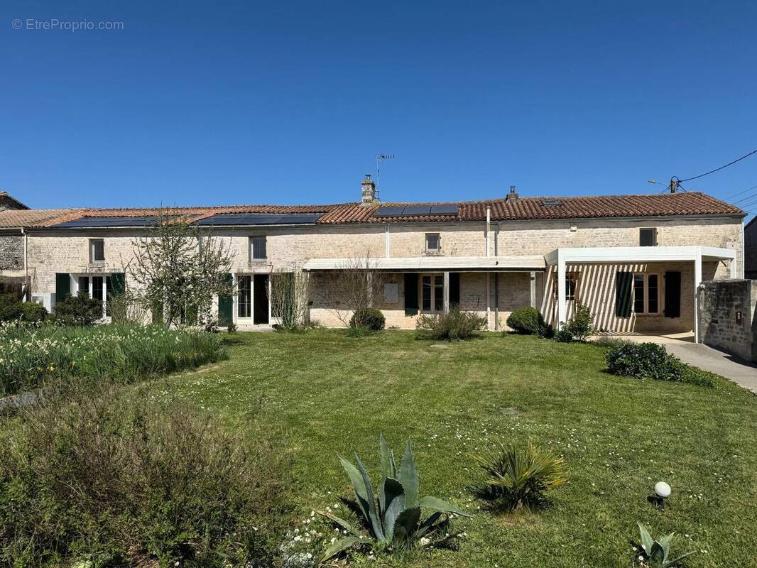 Photo 1 - Maison à NIORT