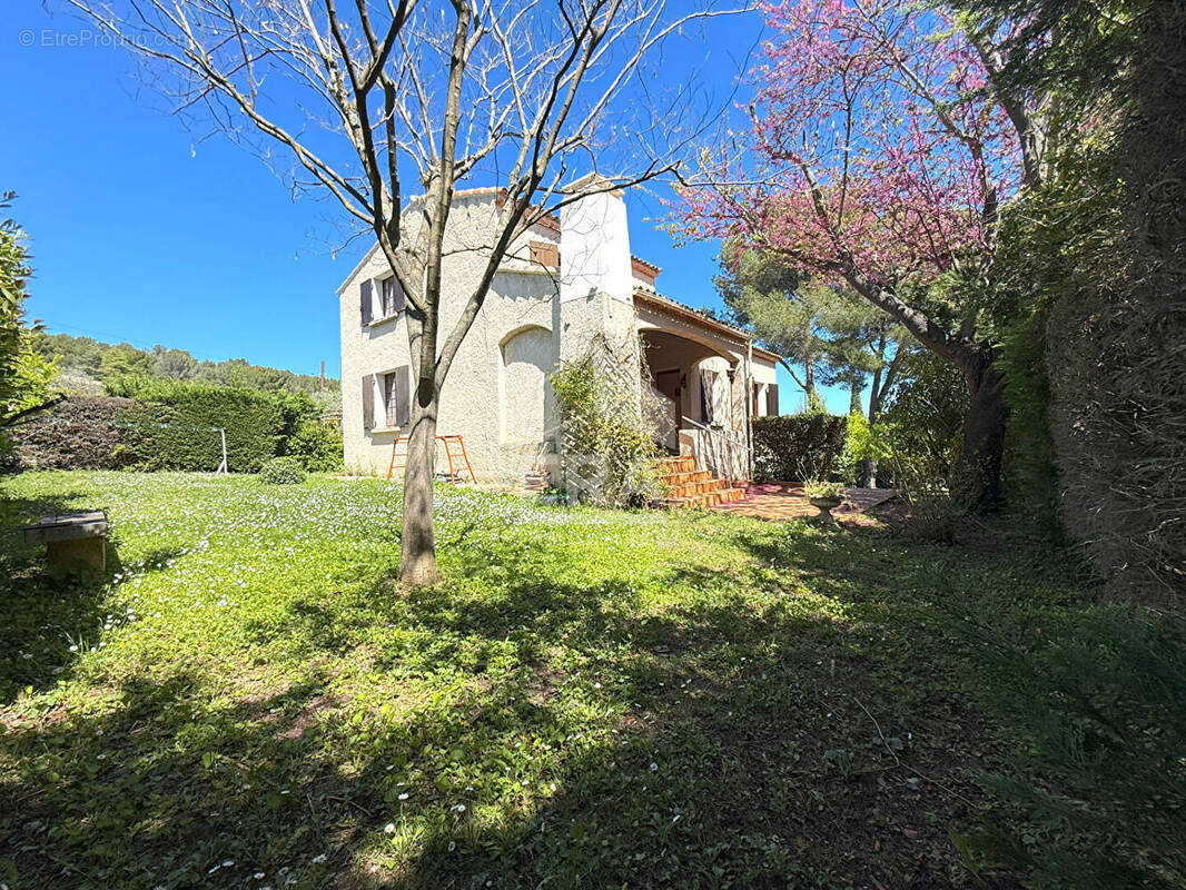 Maison à BOUC-BEL-AIR