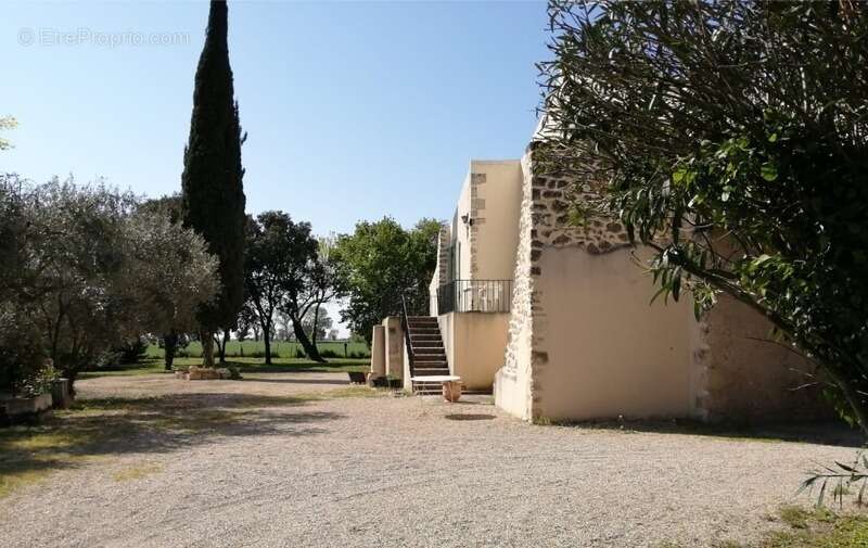 Maison à DONZERE