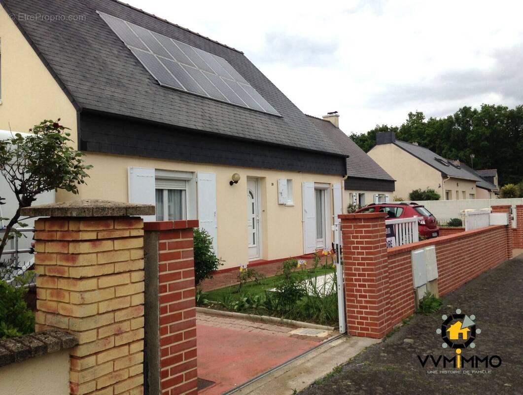 Maison à SAINTE-LUCE-SUR-LOIRE