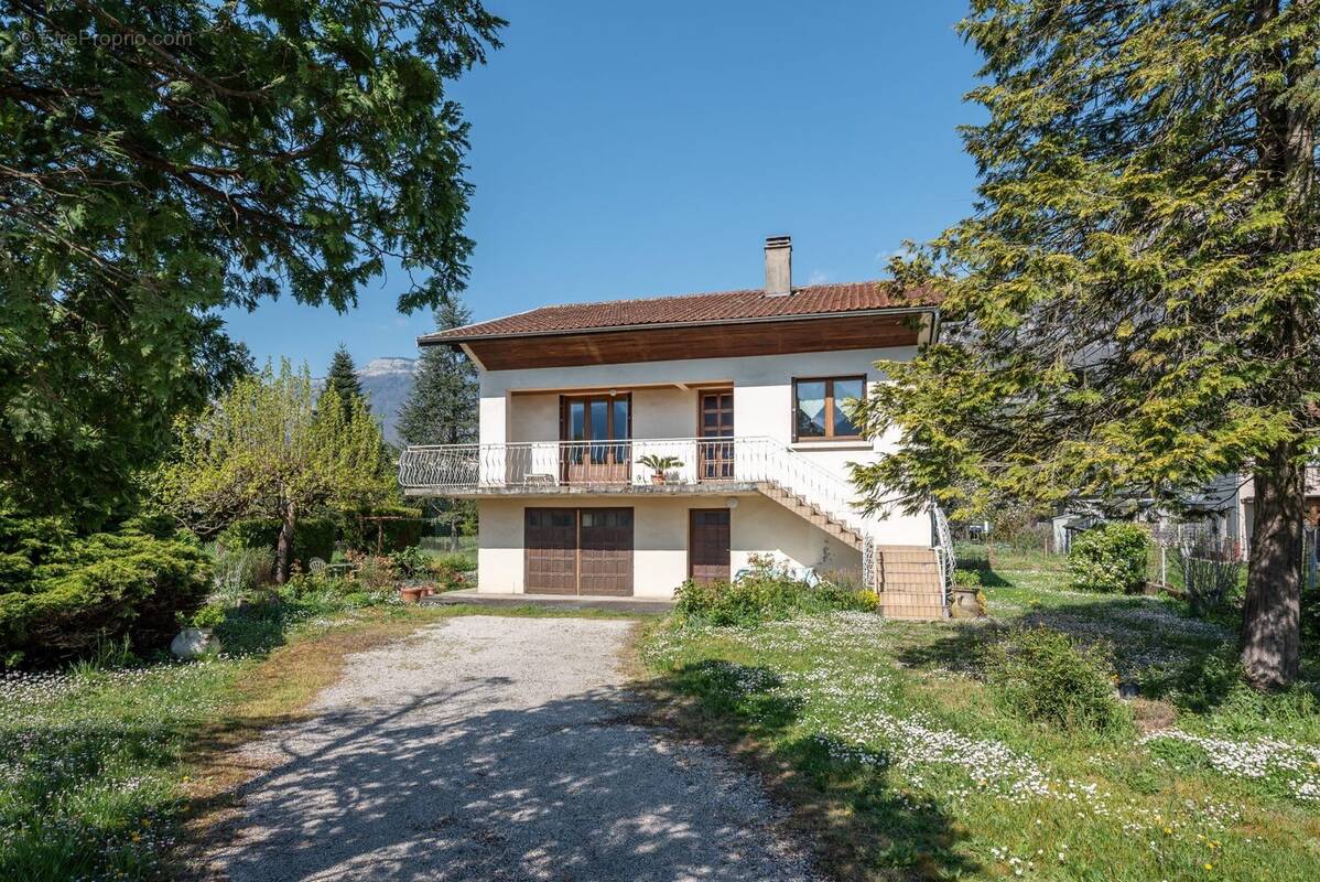 Maison à CROLLES